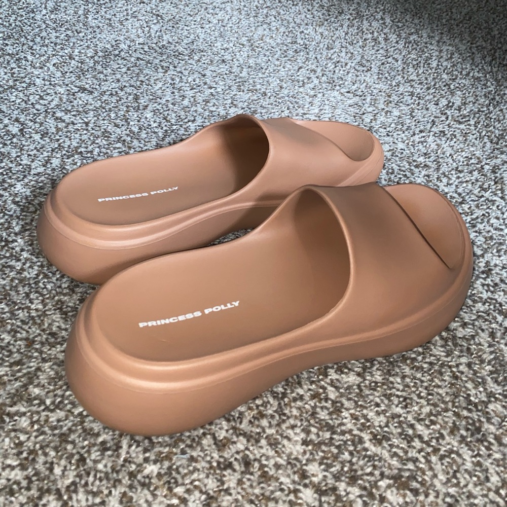 Princess Poly Platform Slides